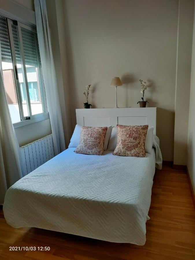 Apartamento Nueva Del Santisimo Apartment Granada Luaran gambar