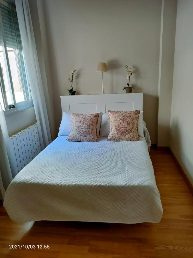 Apartamento Nueva Del Santisimo Apartment Granada Luaran gambar