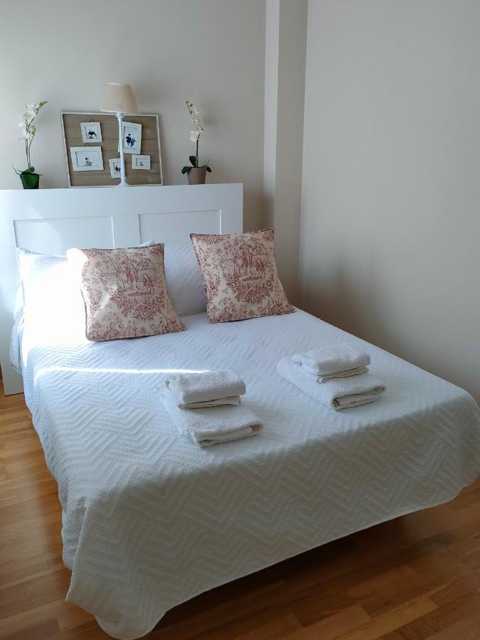 Apartamento Nueva Del Santisimo Apartment Granada Luaran gambar